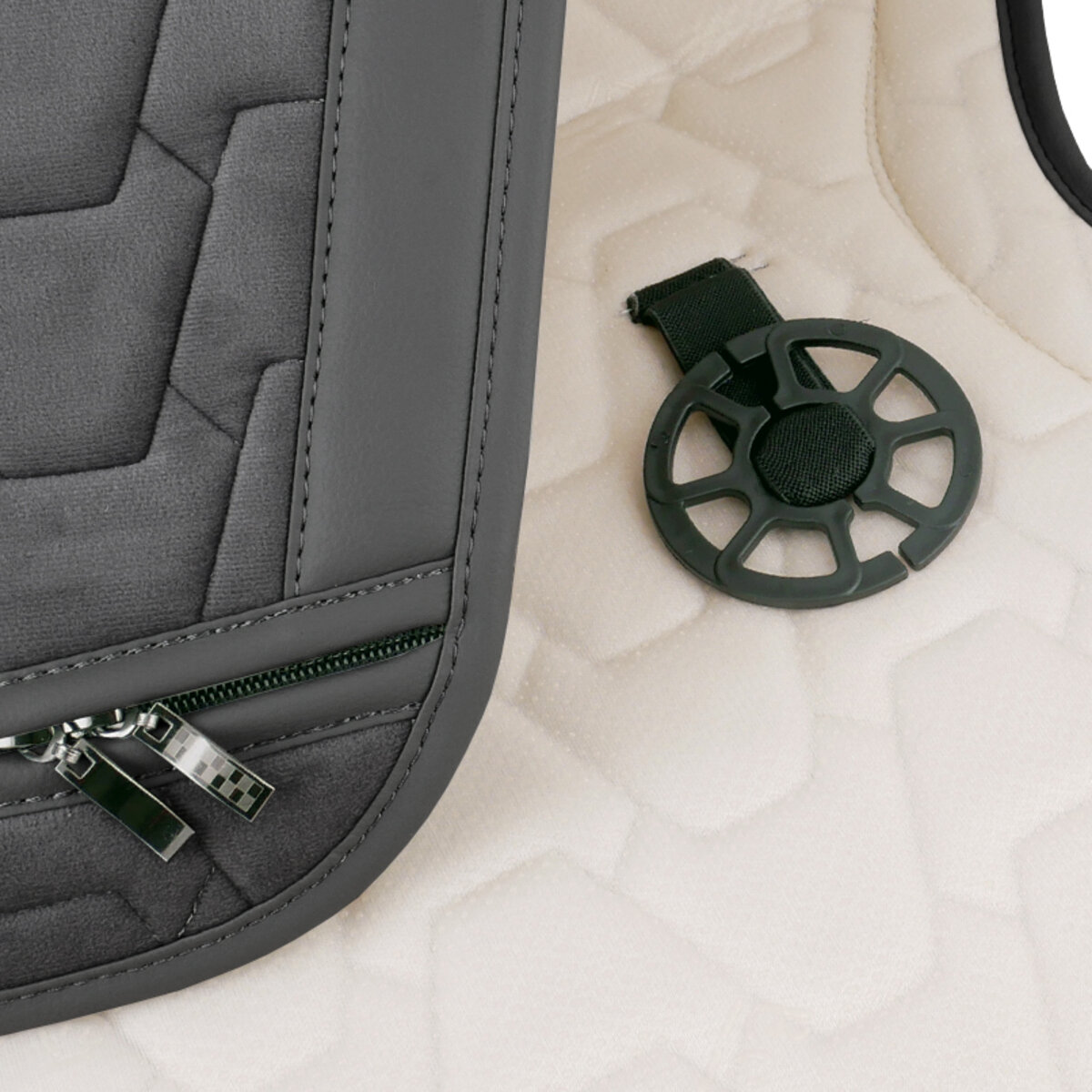 Комплект преміум накидок для сидінь BELTEX Chicago, black (BX85100) дивитися фото №4