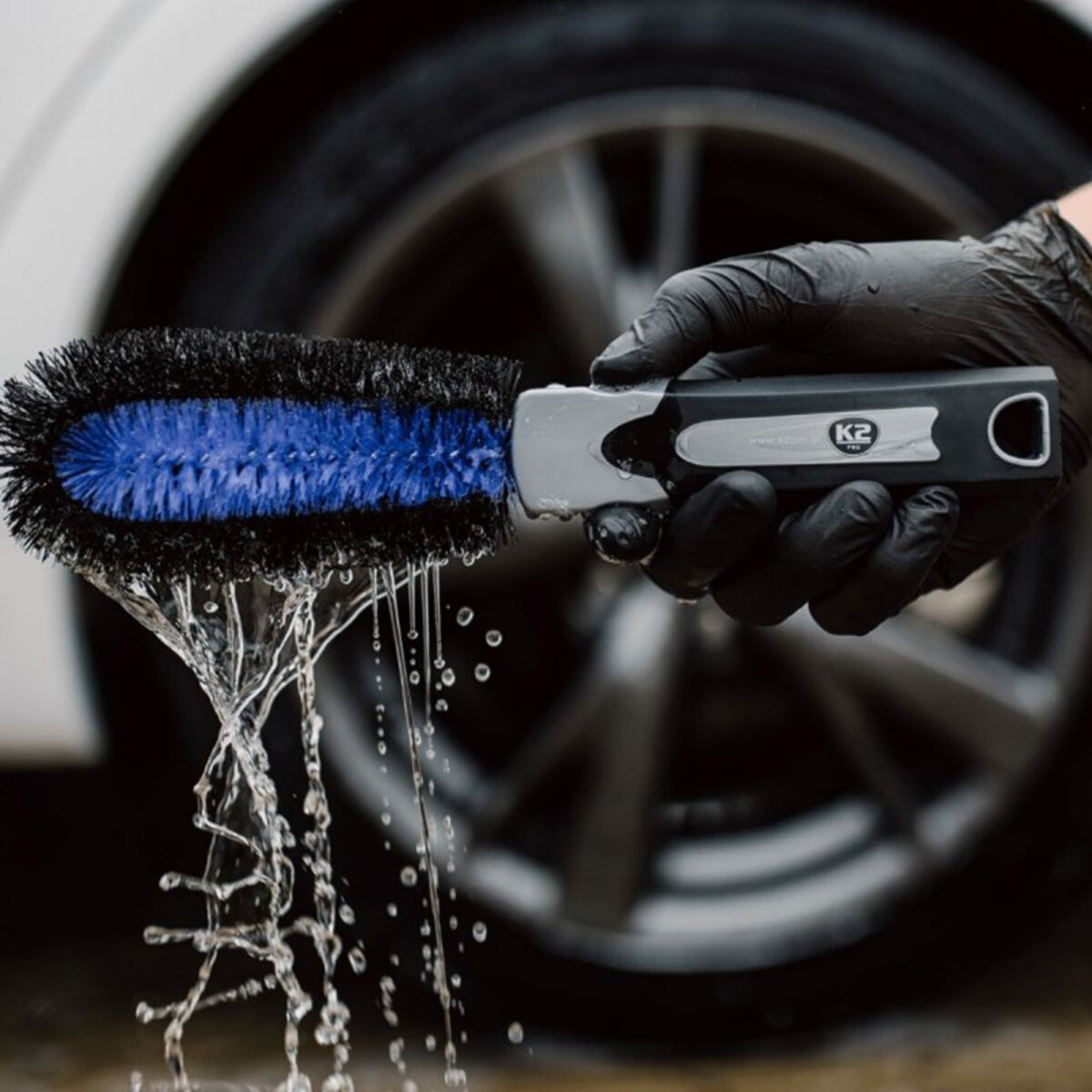 Щітка для мийки ободів коліс K2 BRUSH FOR WHEEL RIM (M358) дивитися фото №2