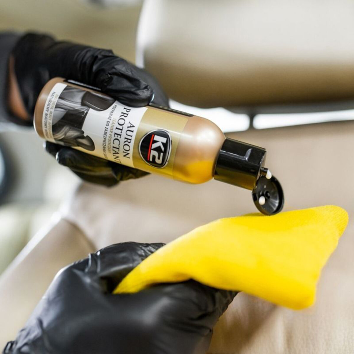 Набір для догляду за шкіряною оббивкою К2 Auron Strong Set з щіткою та мікрофіброю (G421) дивитися фото №2